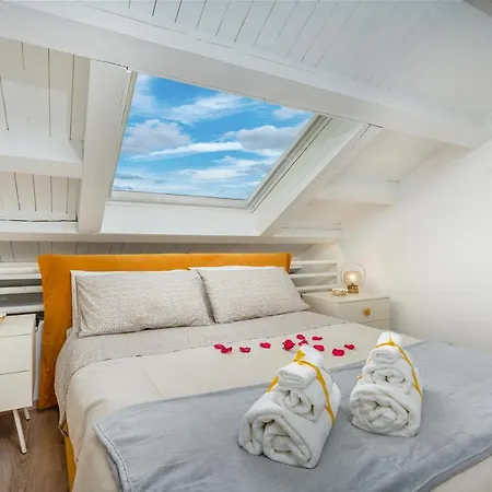 Otto House - Castello Di Cozy Flat דירה *